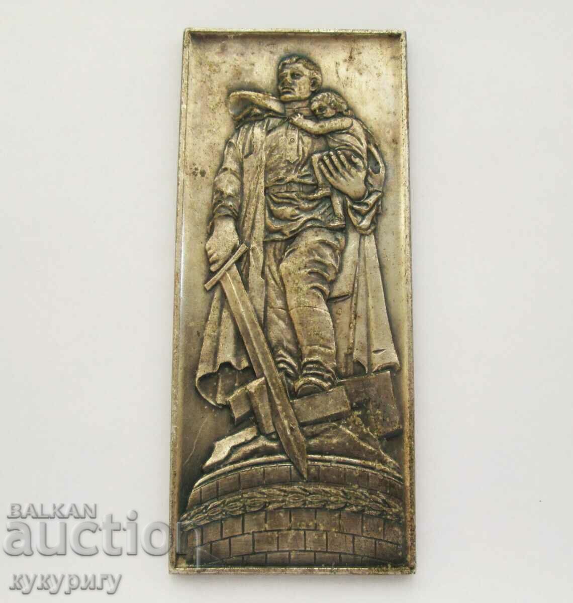 Old World War II desktop medal plaque