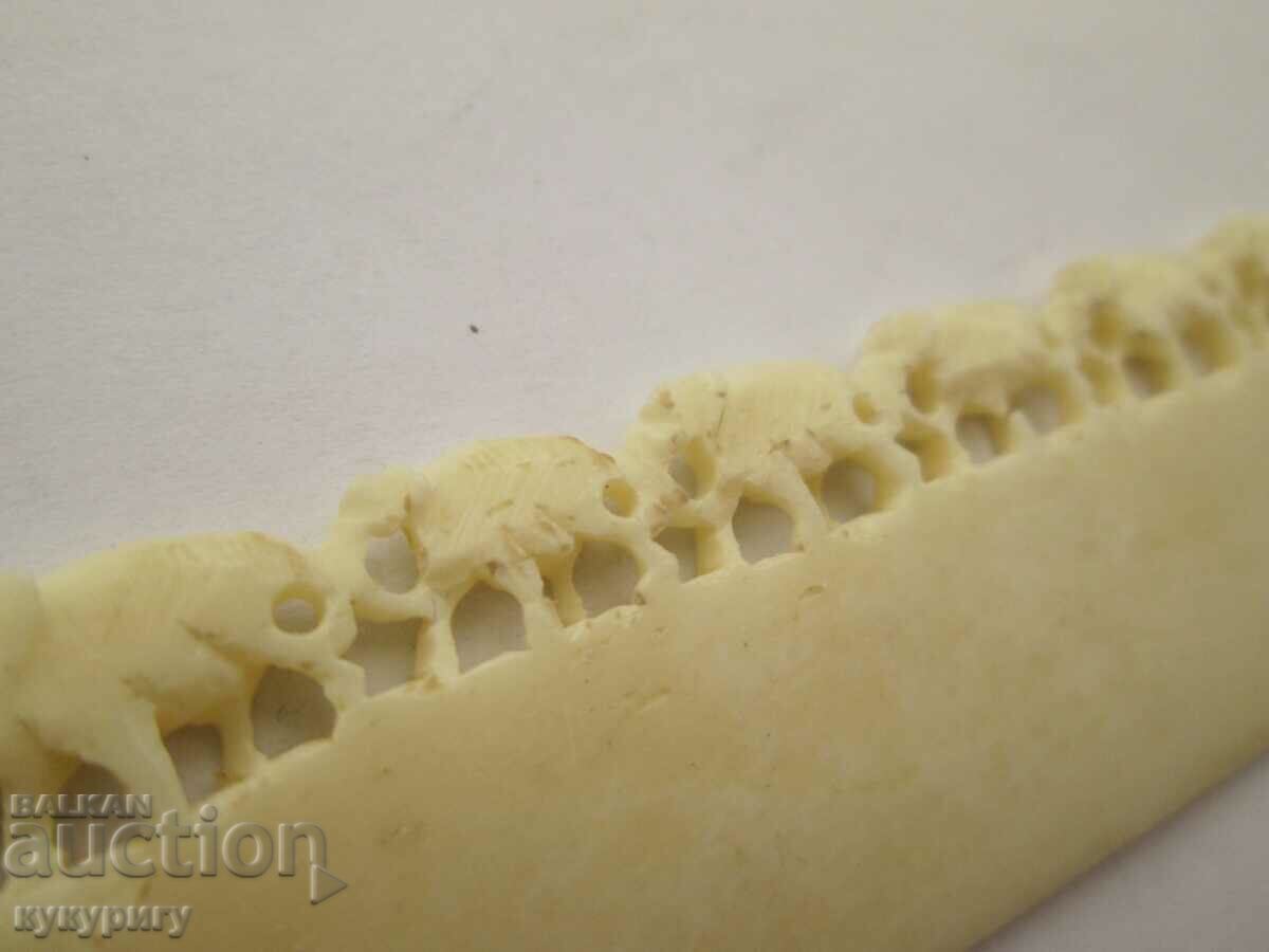 Old bone letter knife with elephant elephant decoration - 5 Old bone letter knife with elephant elephant decoration - 5