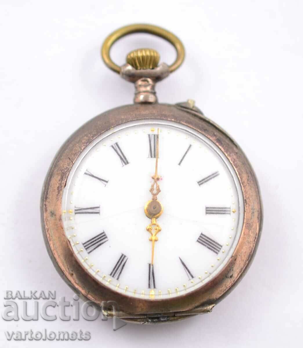 Старинен сребърен дамски джобен часовник  -  не работи