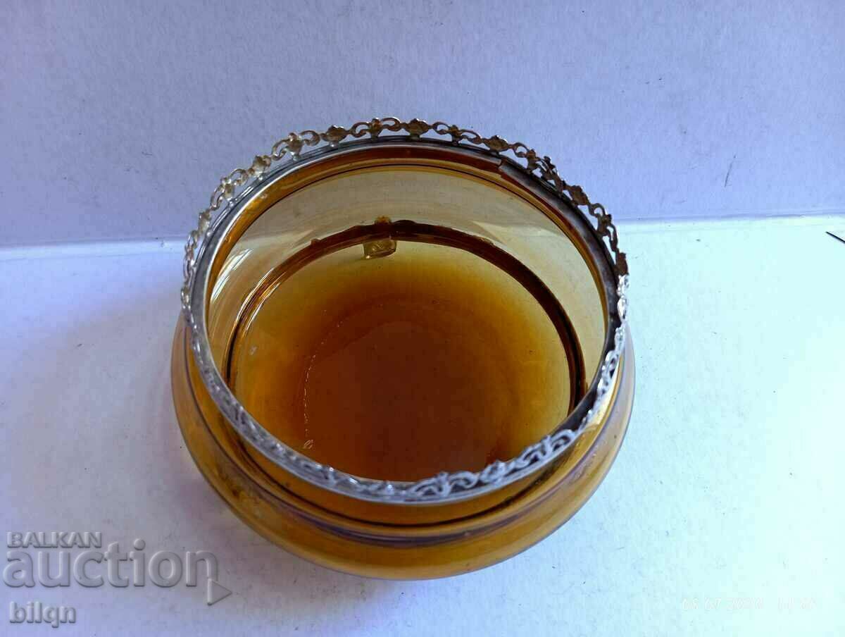 Vasă grozavă cu ornamente placate cu argint cu preț € 11.36 | 22.22 BGN