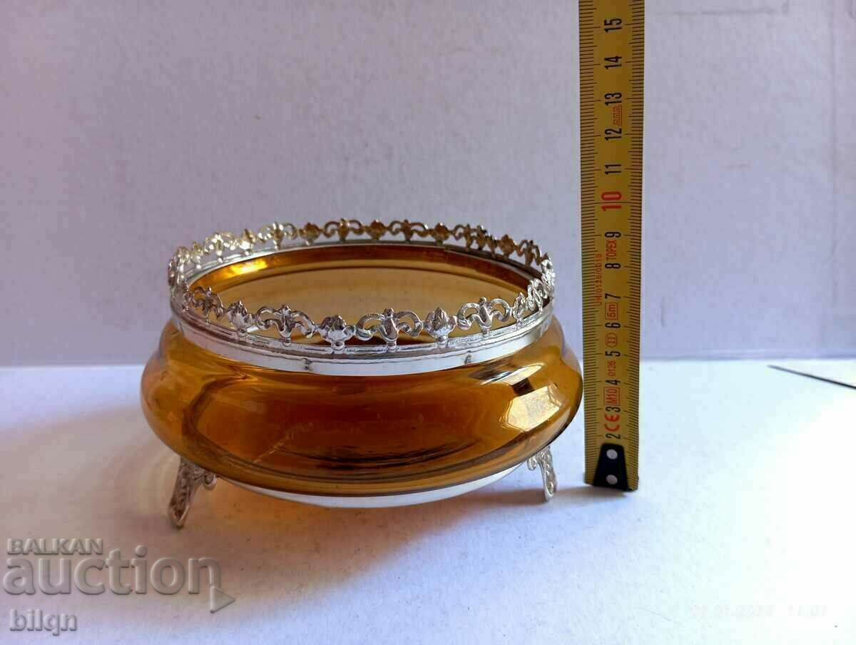 Vasă grozavă cu ornamente placate cu argint - 5