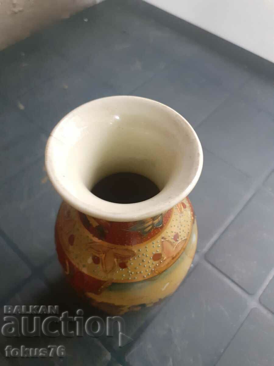 Delivery of Beautiful Satsuma Satsuma porcelain vase Delivery of Beautiful Satsuma Satsuma porcelain vase