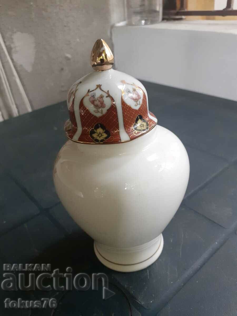 Beautiful old vase jar with lid porcelain Japan with price 220.00 BGN | € 112.48 Beautiful old vase jar with lid porcelain Japan with price 220.00 BGN | € 112.48