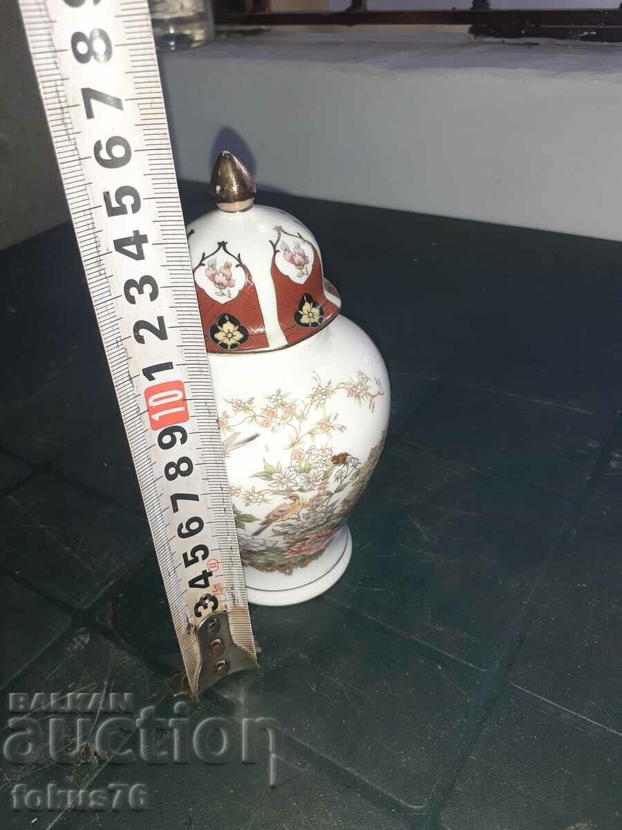 Beautiful old vase jar with lid porcelain Japan - 7 Beautiful old vase jar with lid porcelain Japan - 7