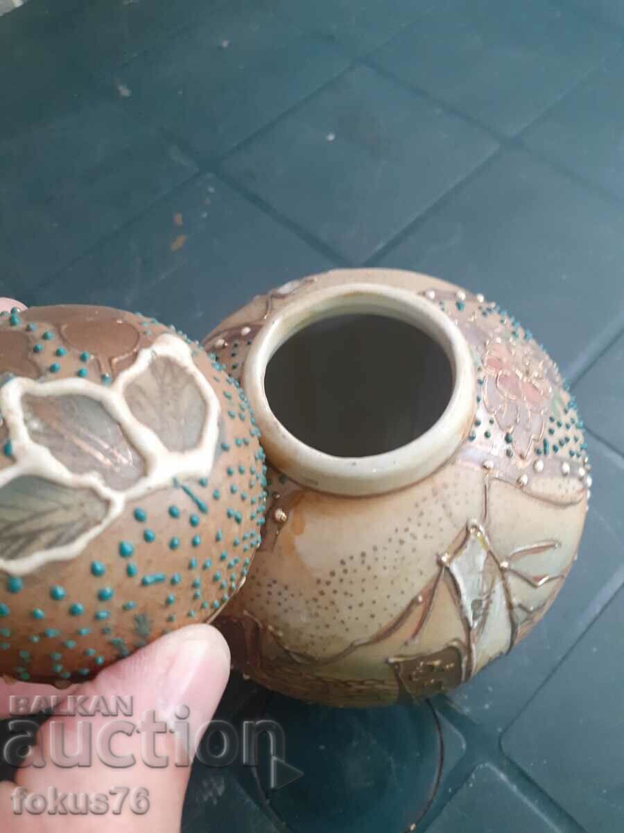 Delivery of Beautiful old Satsuma porcelain vase Satsuma gilding