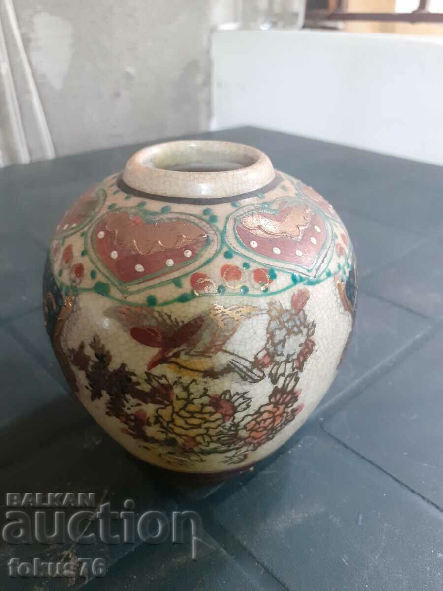 A beautiful old Satsuma porcelain vase with price 200.00 BGN | € 102.26 A beautiful old Satsuma porcelain vase with price 200.00 BGN | € 102.26