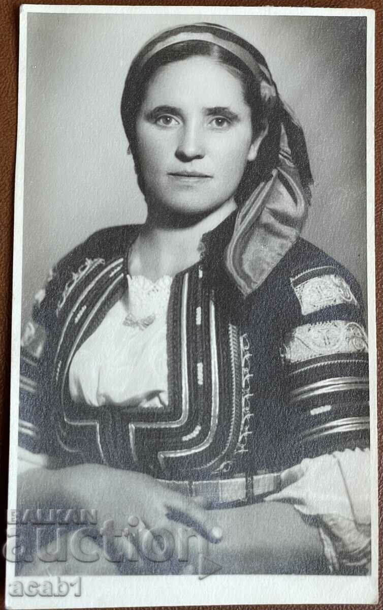 Auction Radomir costumes Auction Radomir costumes