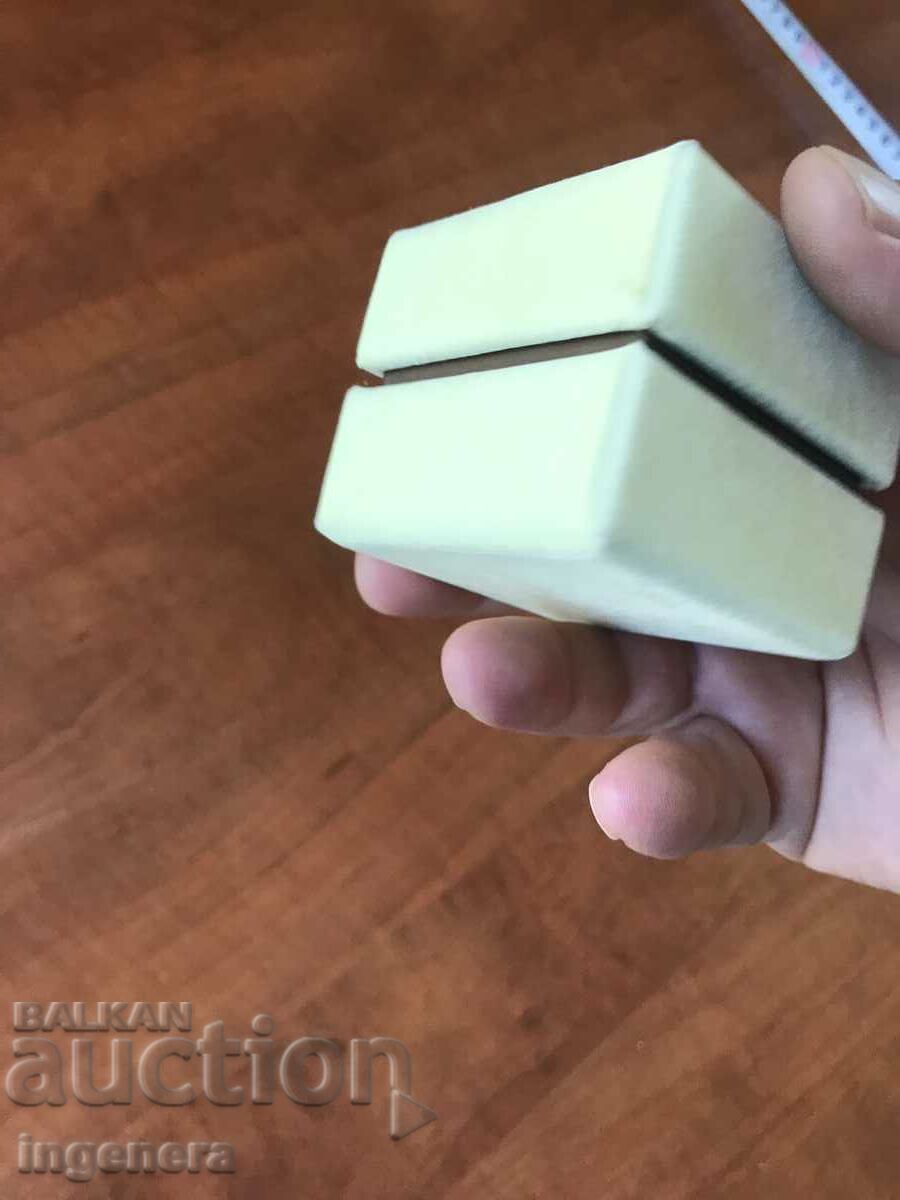 Delivery of PRESSED CARDBOARD JEWELERY BOX Delivery of PRESSED CARDBOARD JEWELERY BOX