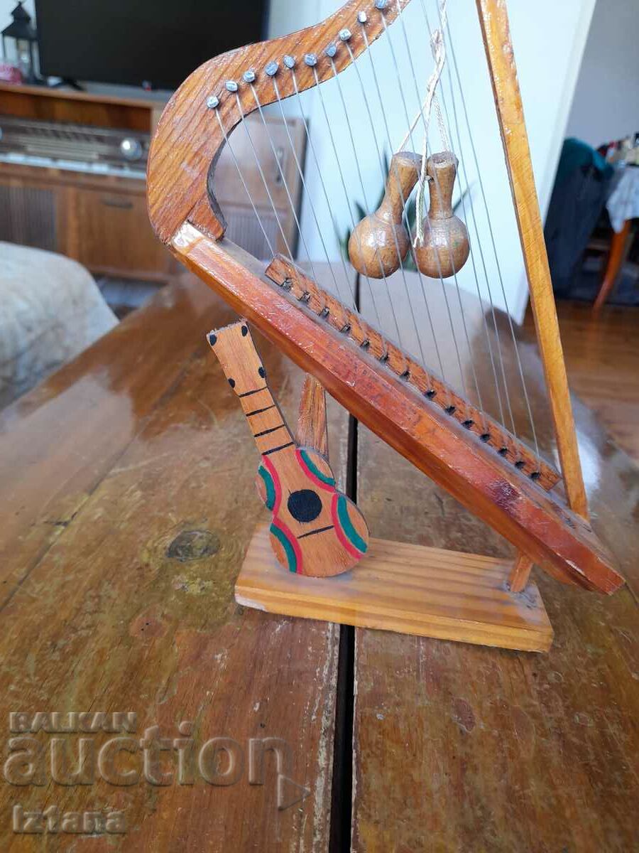 Auction Old wooden musical souvenir, decoration Auction Old wooden musical souvenir, decoration