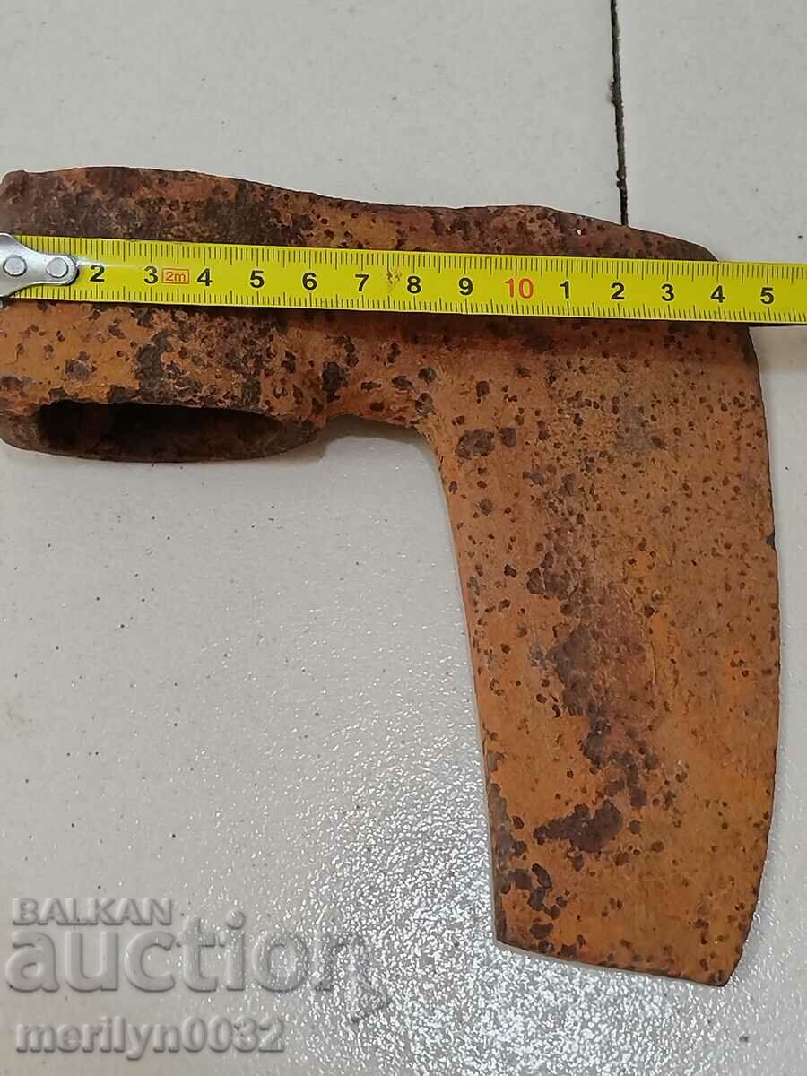 Old ax ax satyr hatchet without sap - 7 Old ax ax satyr hatchet without sap - 7