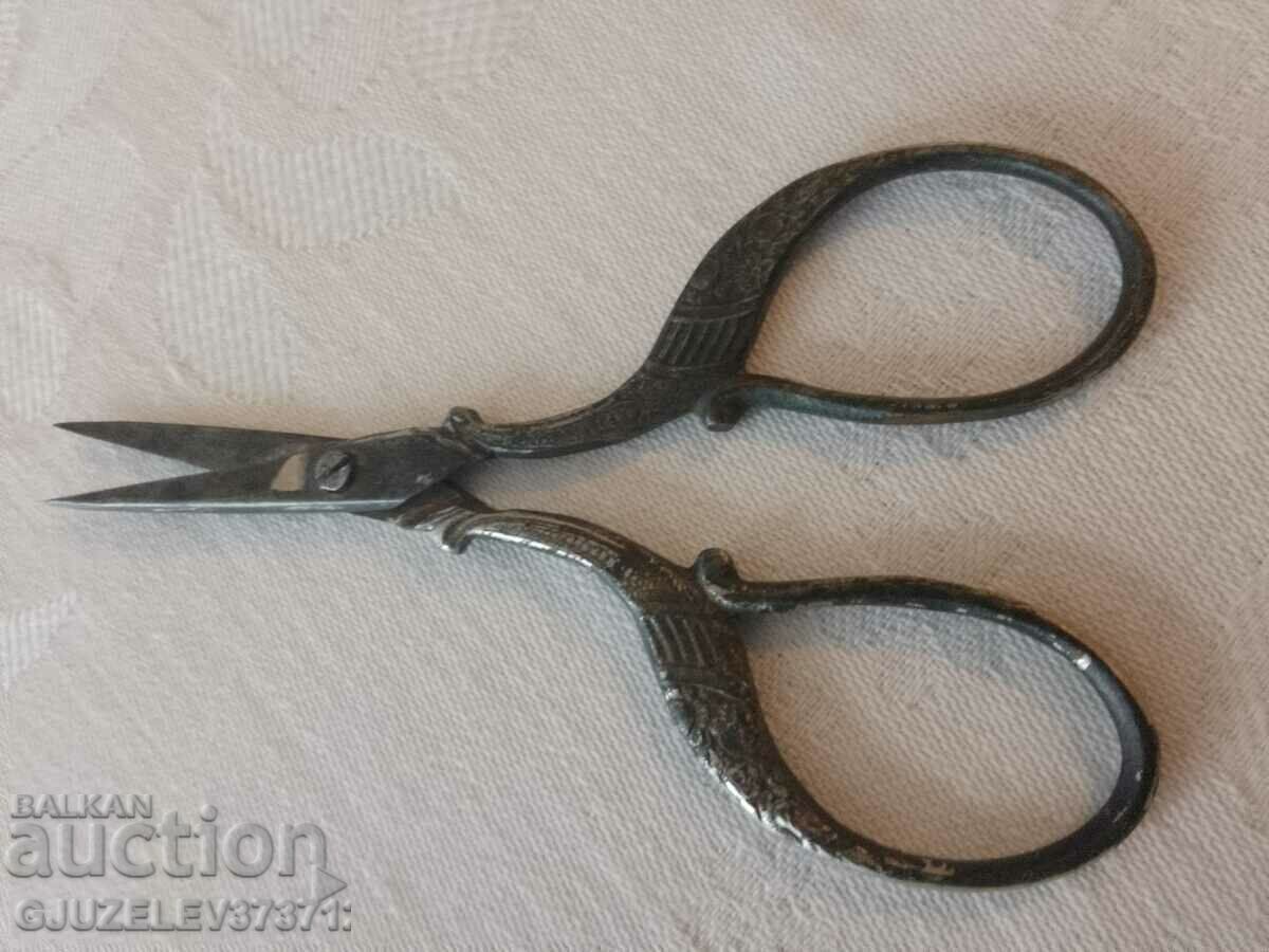 old needlework scissors - 7 old needlework scissors - 7