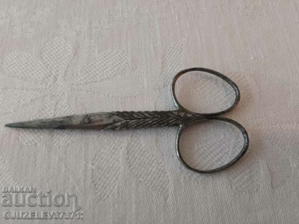 Old needlework scissors with price 59.00 BGN | € 30.17 Old needlework scissors with price 59.00 BGN | € 30.17