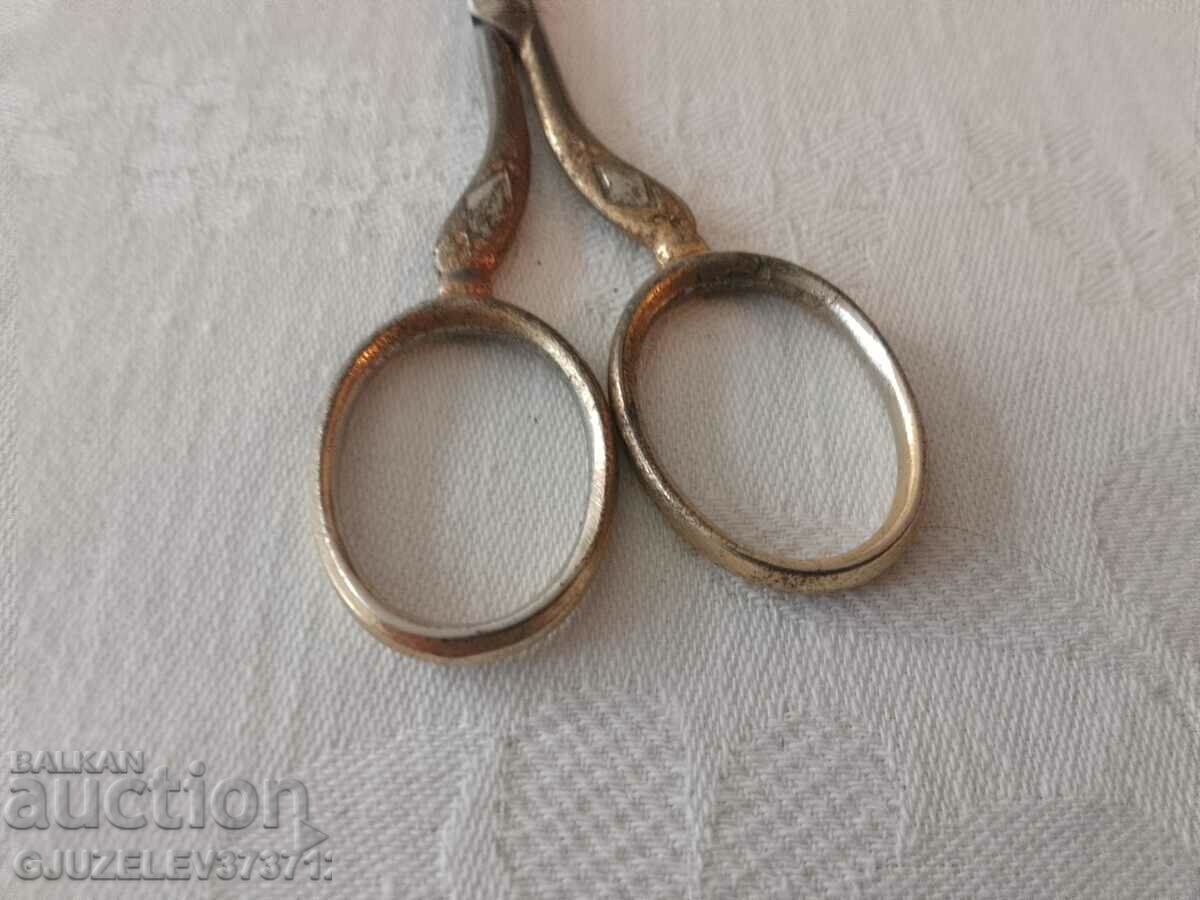 Collectible Old Scissors - 5 Collectible Old Scissors - 5