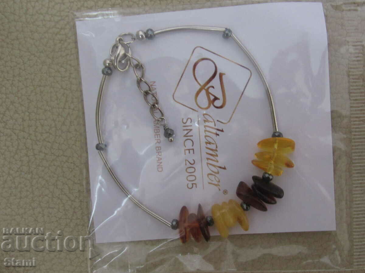 Women's bracelet made of premium Baltic amber with price 48.00 BGN | € 24.54 Women's bracelet made of premium Baltic amber with price 48.00 BGN | € 24.54