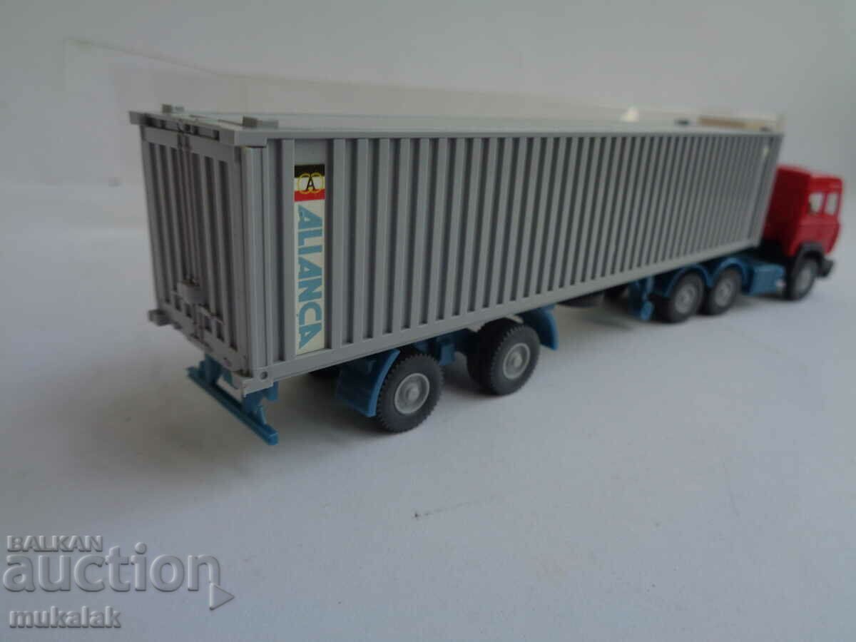 WIKING H0 1/87 IVECO CONTAINER TRUCK MODEL TOY TROLLEY - 5 WIKING H0 1/87 IVECO CONTAINER TRUCK MODEL TOY TROLLEY - 5