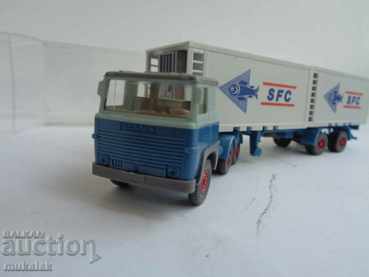 WIKING H0 1/87 SCANIA TRUCK MODEL TOY TROLLEY with price 15.00 BGN | € 7.67