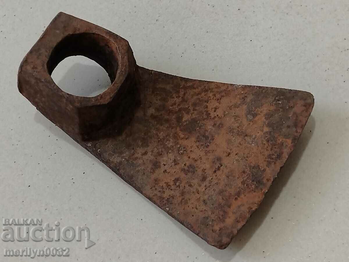 Renaissance Tesla, tool, tools with price 48.00 BGN | € 24.54 Renaissance Tesla, tool, tools with price 48.00 BGN | € 24.54