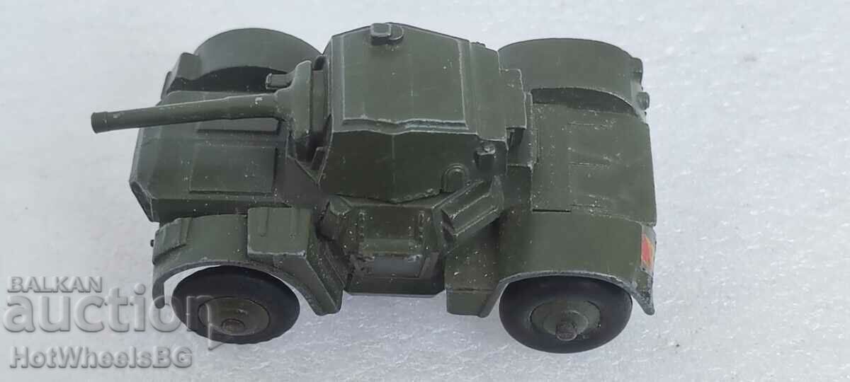 DINKY TOYS Meccano -No 670 Armored Car - 5