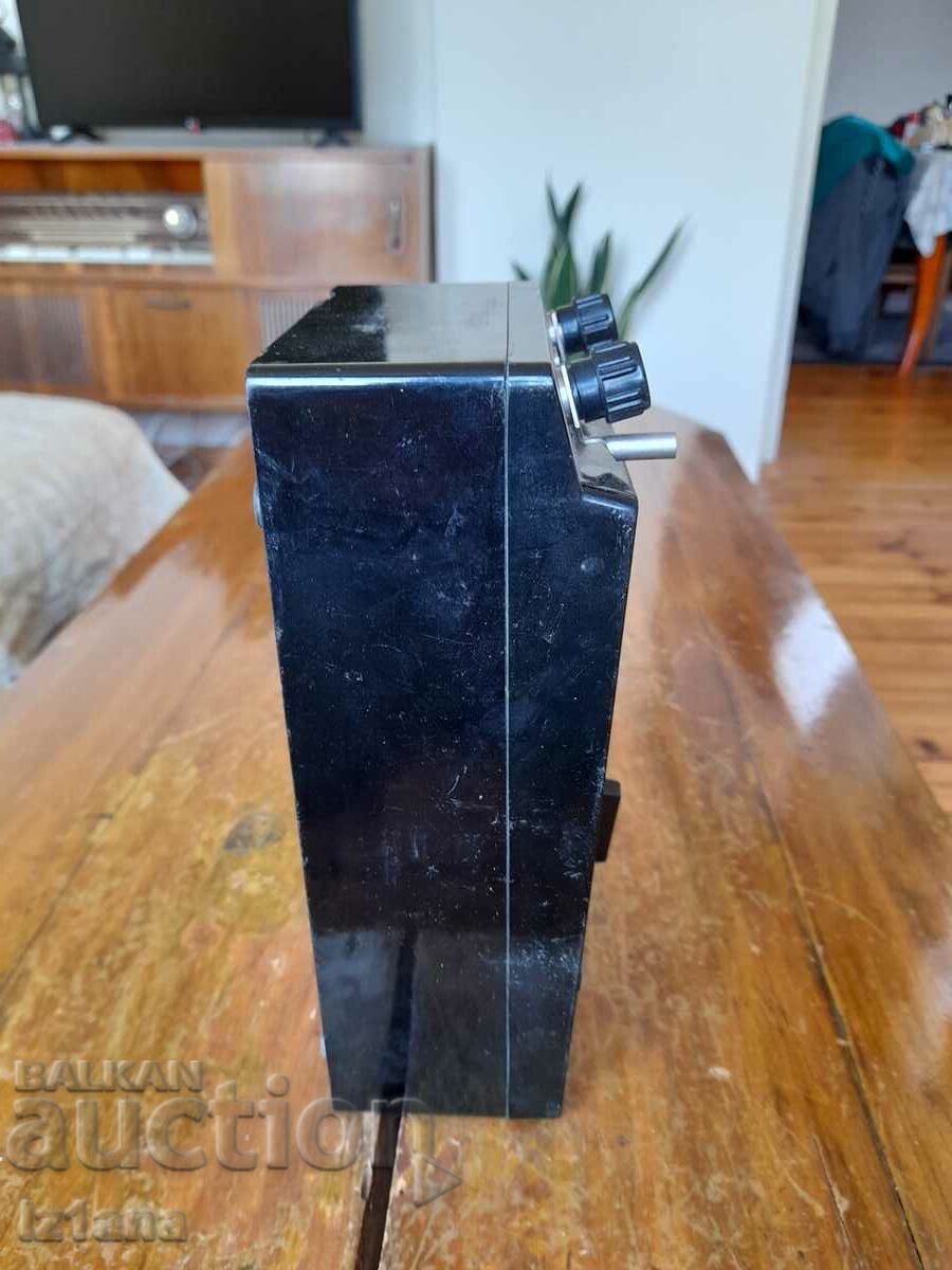 Delivery of Old multimeter C4313 Delivery of Old multimeter C4313