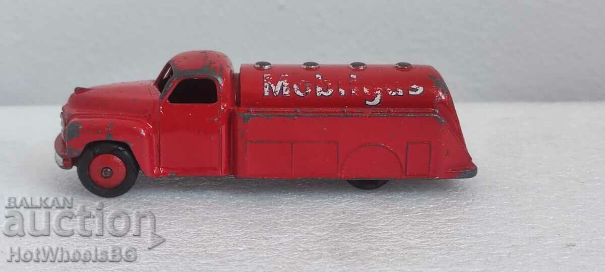DINKY TOYS Meccano -No 440 Tanker Mobilgas