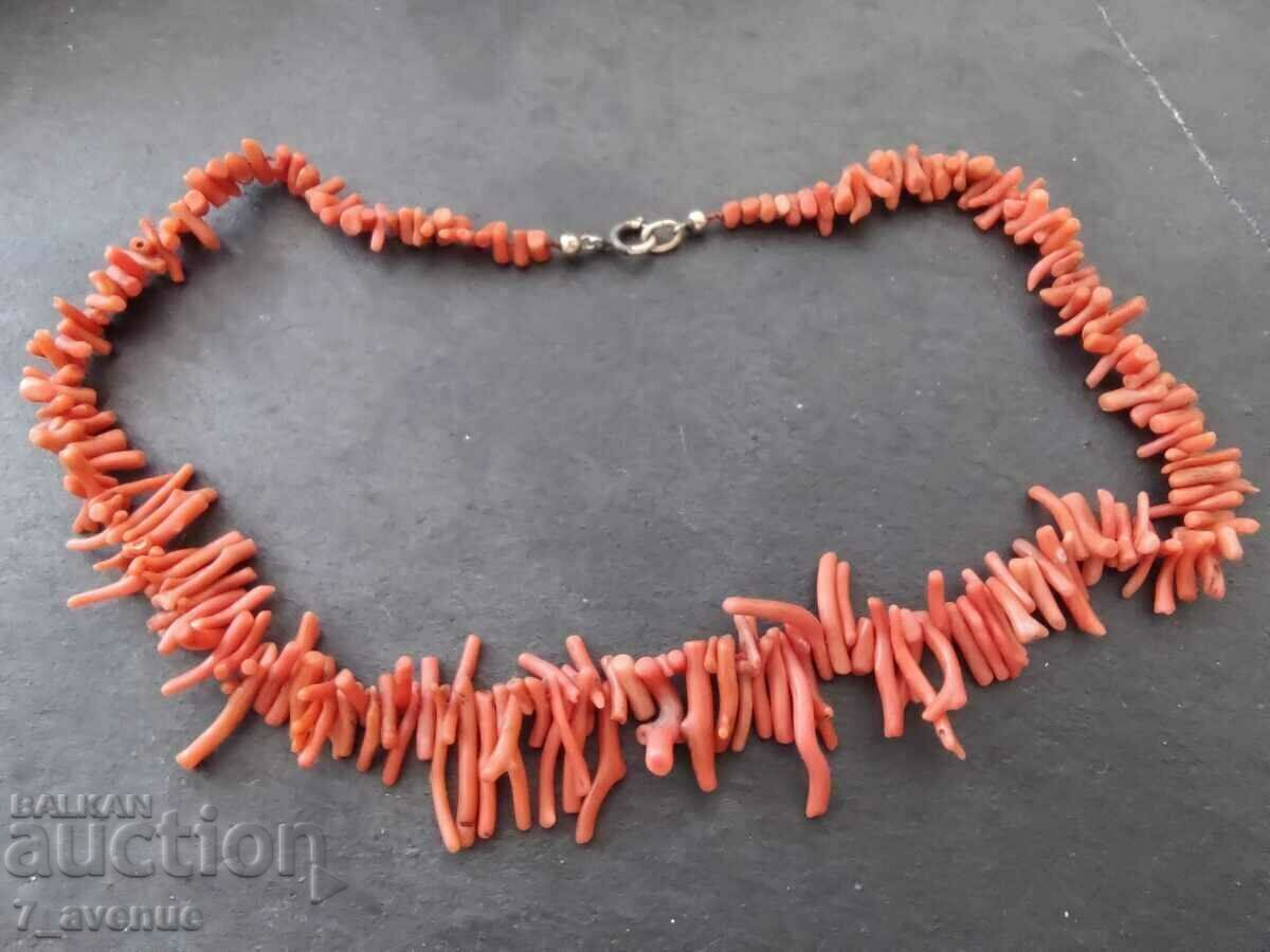 Necklace, necklace, old jewelry, natural corals, 11.07.24 Necklace, necklace, old jewelry, natural corals, 11.07.24