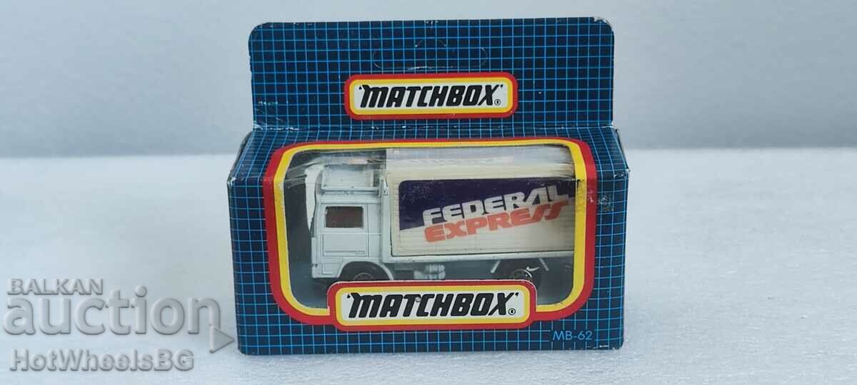 MATCHBOX LESNEY. No MB 62 Volvo Container Truck "Fedex"