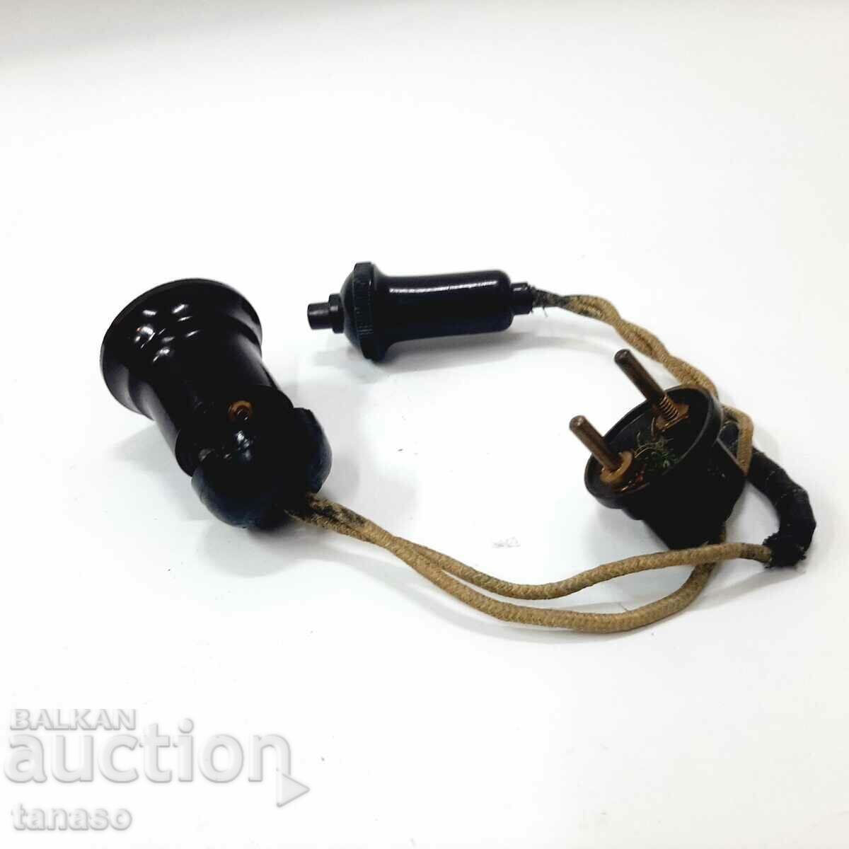 Delivery of Old Bakelite Lamp Parts(11.5) Delivery of Old Bakelite Lamp Parts(11.5)