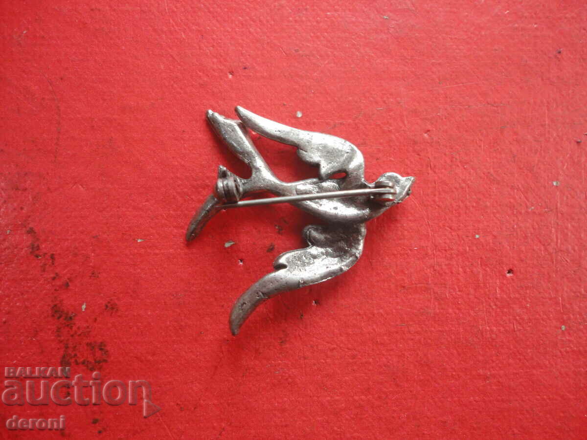 Δημοπρασία Καταπληκτική καρφίτσα χελιδόνι Δημοπρασία Καταπληκτική καρφίτσα χελιδόνι