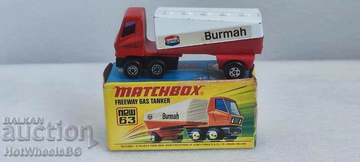 Licitație MACHBOX LESNEY -No 63B Freeway Gas Tanker 1973