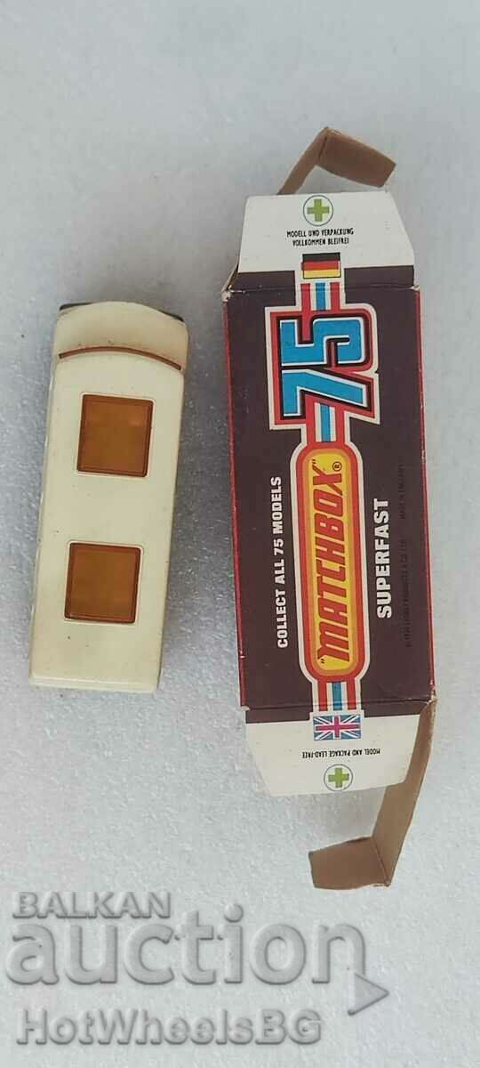 MATCHBOX LESNEY -No 65C Airport Coach 1977 - 5