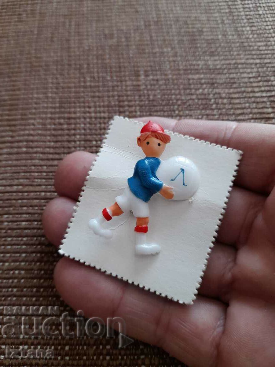 Stara Martenitsa Fotbalistul Levski Spartak cu preț 100.00 BGN | € 51.13 Stara Martenitsa Fotbalistul Levski Spartak cu preț 100.00 BGN | € 51.13