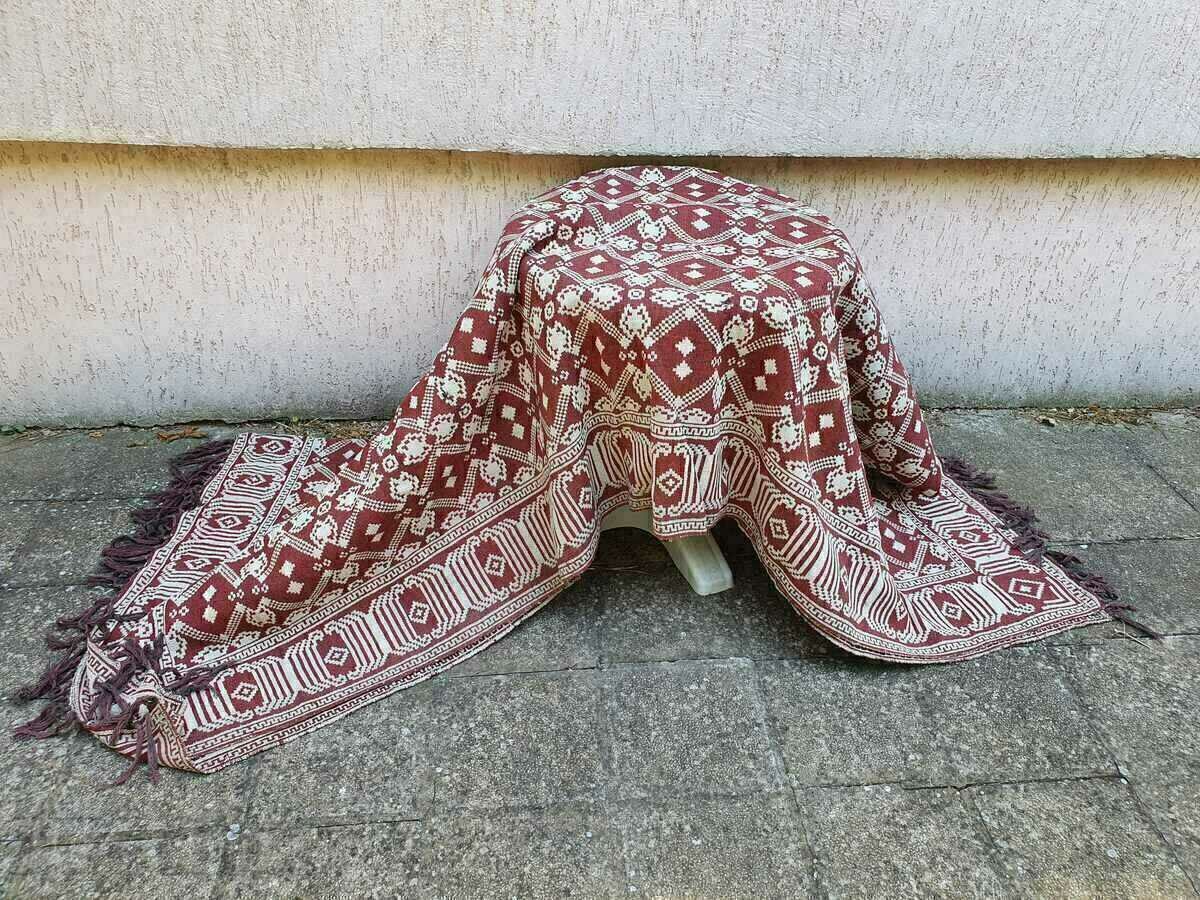 I am selling an old double-sided carpet - 100% wool. with price 470.00 BGN | € 240.31 I am selling an old double-sided carpet - 100% wool. with price 470.00 BGN | € 240.31