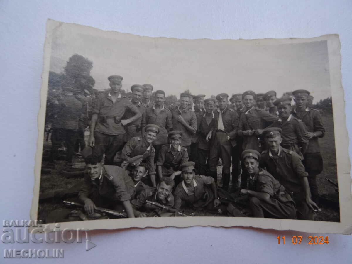 Auction OLD MILITARY PHOTO Auction OLD MILITARY PHOTO