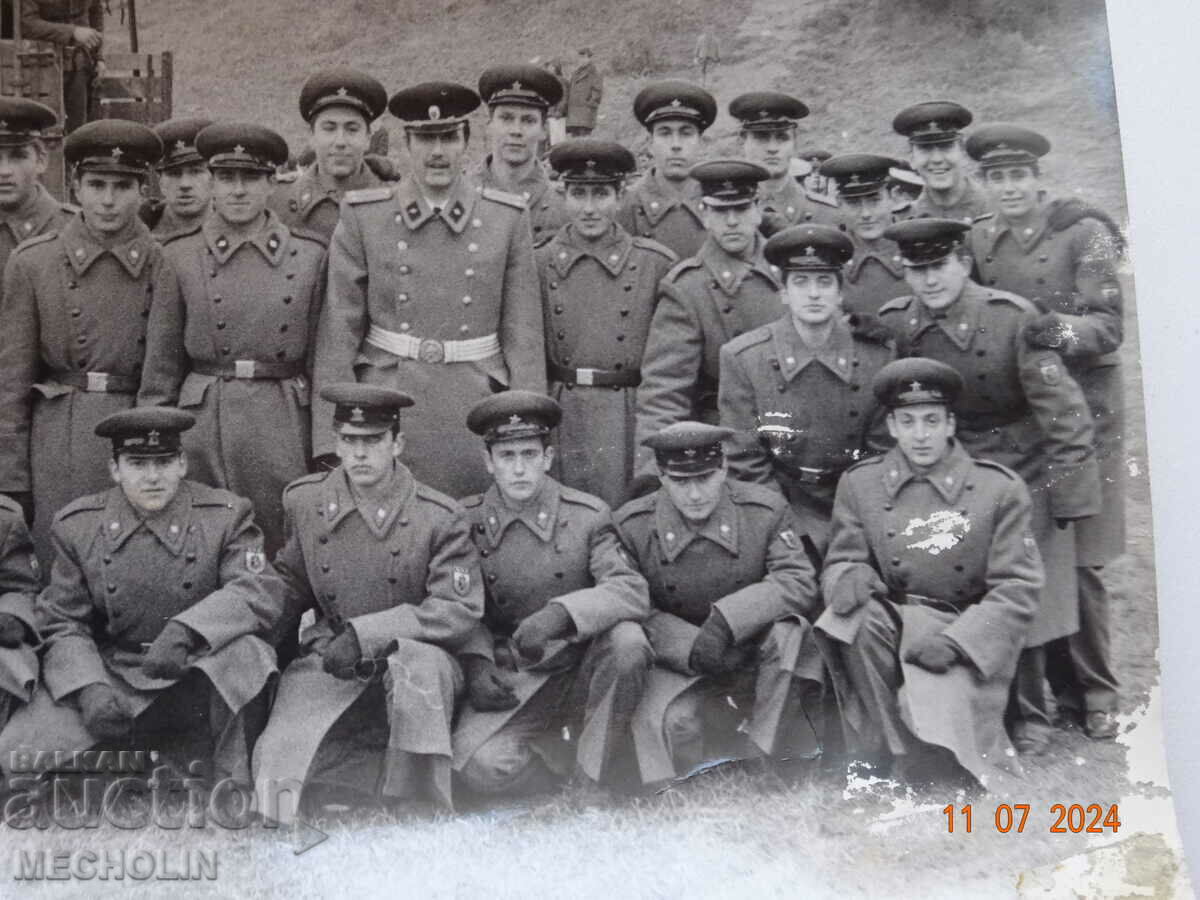 OLD MILITARY PHOTO 2 - 7 OLD MILITARY PHOTO 2 - 7