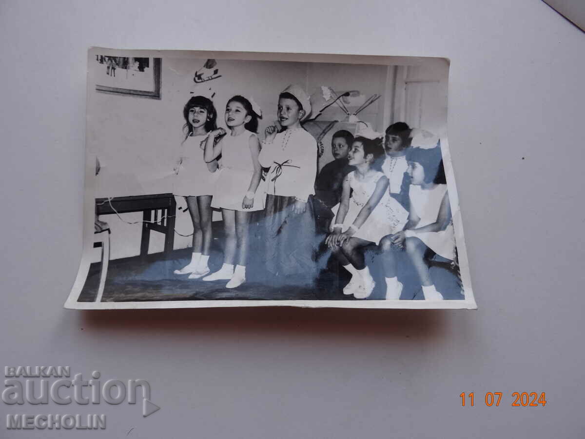 OLD PHOTO with price 5.00 BGN | € 2.56 OLD PHOTO with price 5.00 BGN | € 2.56