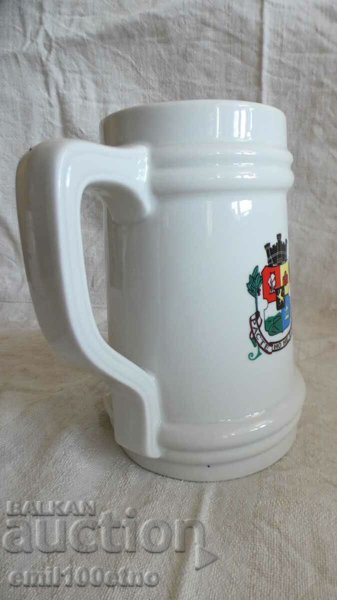 Delivery of Kamenitsa beer mug with the coat of arms of Sofia porcelain Razgrad