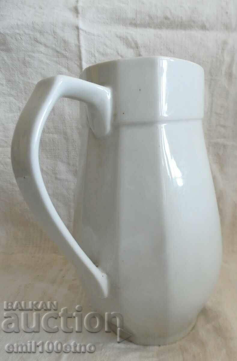 Delivery of Old Bulgarian porcelain wine jug Delivery of Old Bulgarian porcelain wine jug