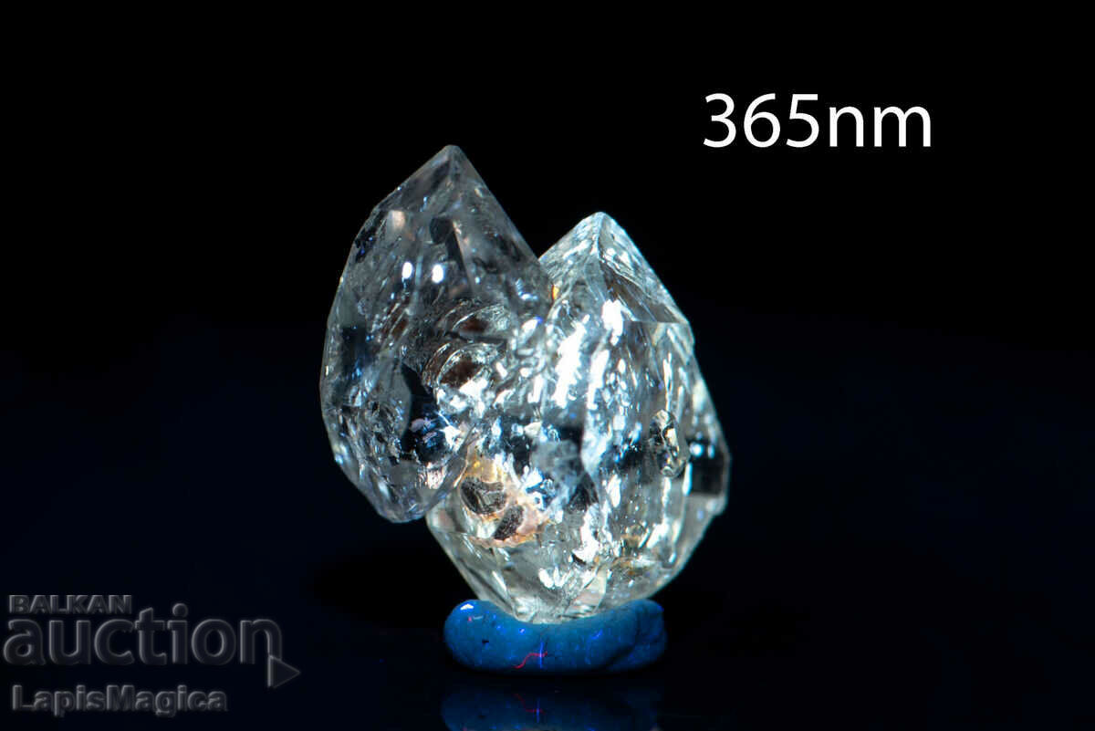 Петролен кварц кристал 3.2ct флуоресцентен #9