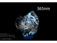 Петролен кварц кристал 3.1ct флуоресцентен #12