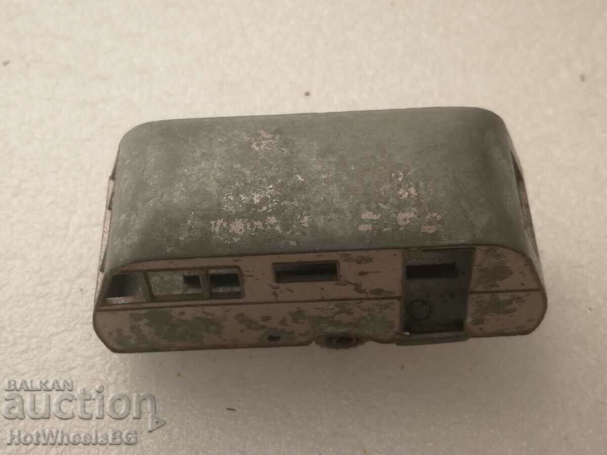 Auction MATCHBOX LESNEY. No. 23C Bluebird Dauphine Trailer 1960 Auction MATCHBOX LESNEY. No. 23C Bluebird Dauphine Trailer 1960