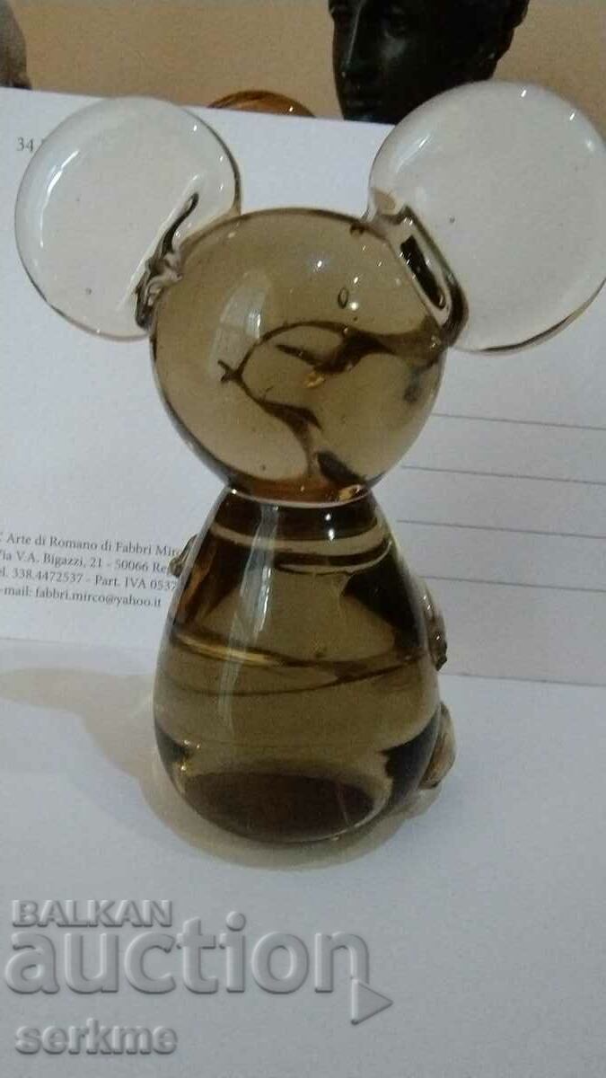 Аукцион Стъклена мишка