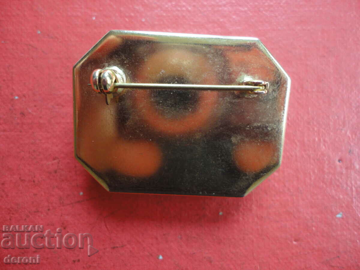 Аукцион Страхотна брошка с рози Аукцион Страхотна брошка с рози