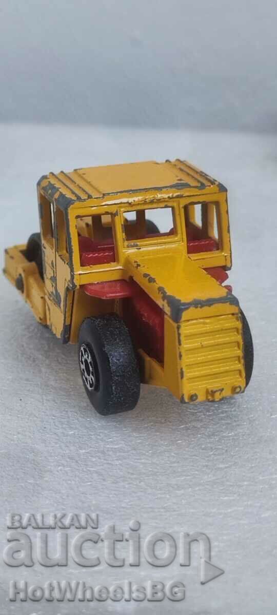 Delivery of MATCHBOX LESNEY No 72C Bomag Road Roller 1979 Delivery of MATCHBOX LESNEY No 72C Bomag Road Roller 1979