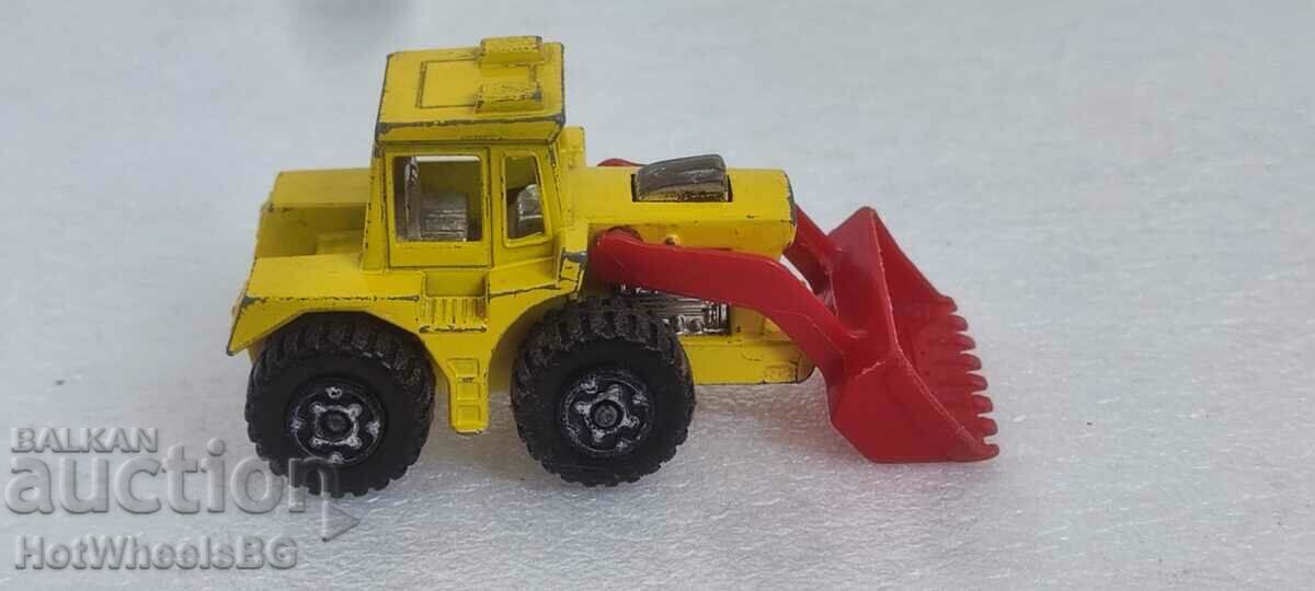 Auction  MATCHBOX LESNEY No 29C Tractor Shovel 1976