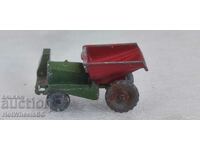 - MATCHBOX LESNEY No. 2A Dumper 1953