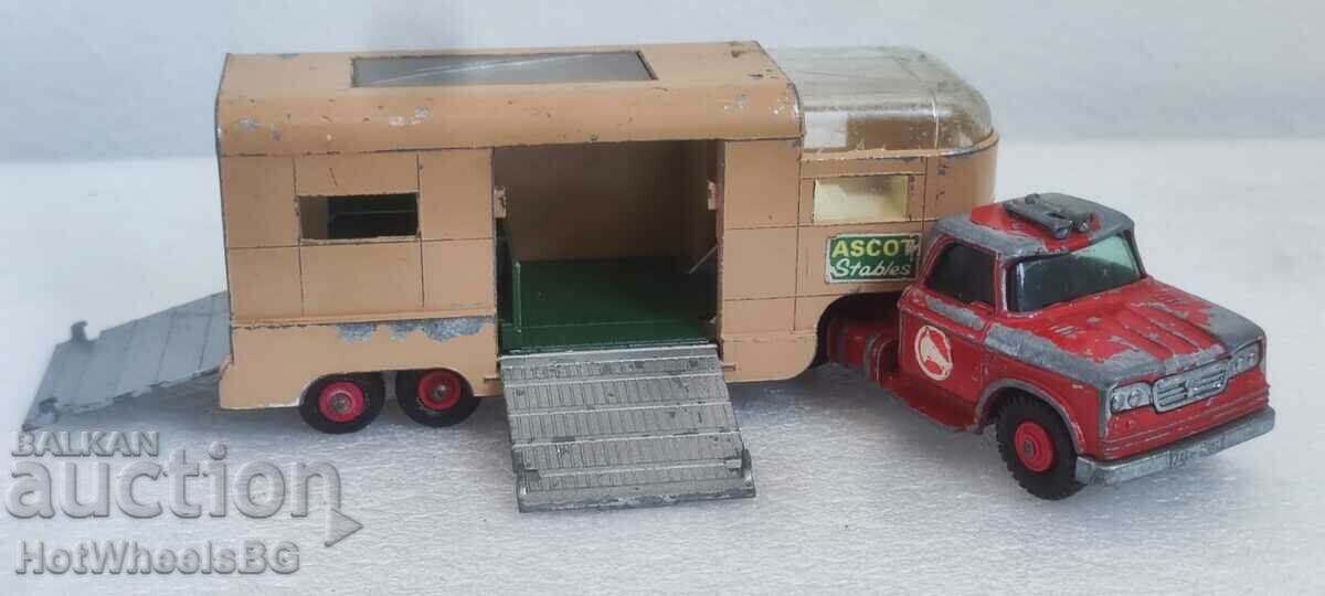 MATCHBOX LESNEY King Size No. K-18A Articulated Horse Box. with price 25.00 BGN | € 12.78 MATCHBOX LESNEY King Size No. K-18A Articulated Horse Box. with price 25.00 BGN | € 12.78