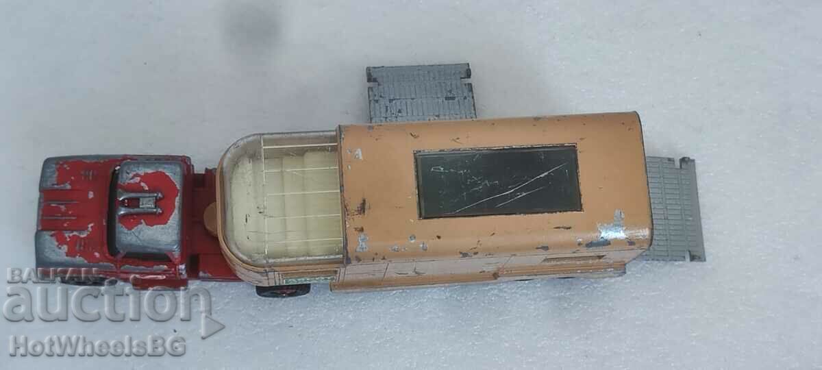 MATCHBOX LESNEY King Size No. K-18A Articulated Horse Box. - 5 MATCHBOX LESNEY King Size No. K-18A Articulated Horse Box. - 5