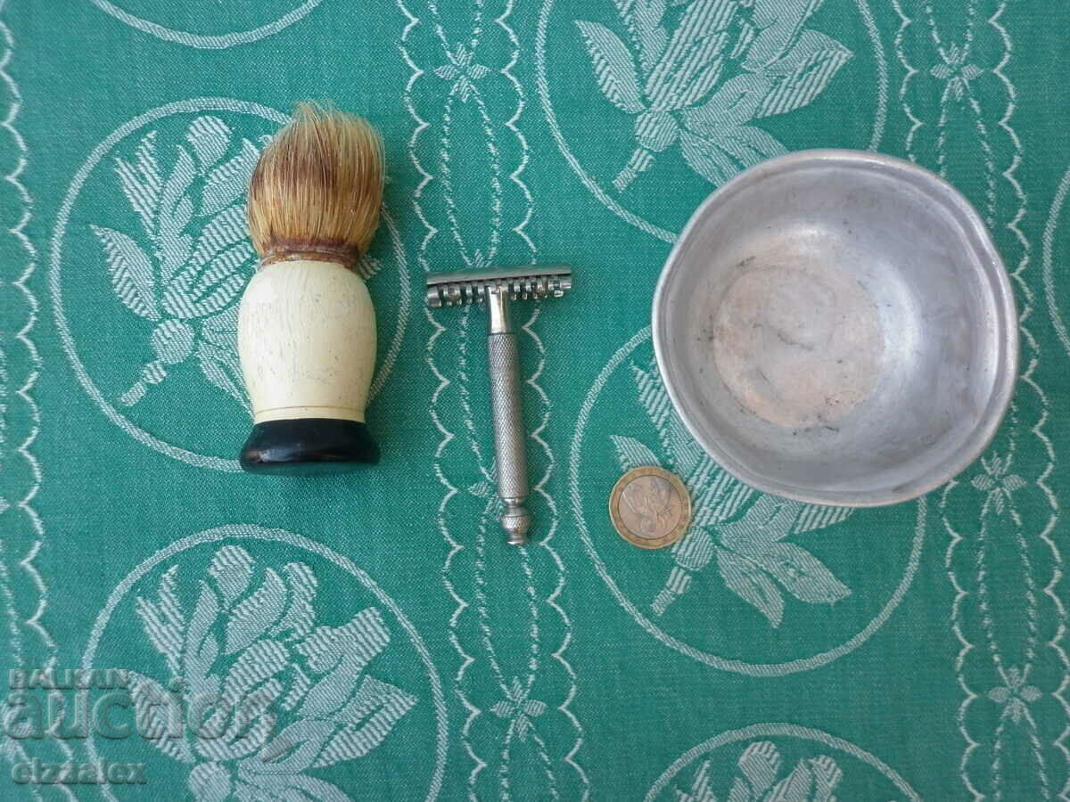 Old bronze razor