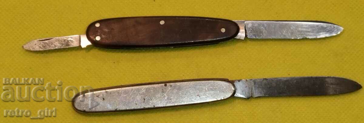 Delivery of Two old pocket knives Delivery of Two old pocket knives