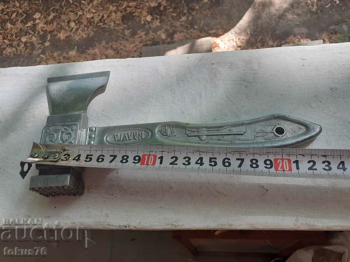 Collectible small Russian hatchet Kaluga aluminum - 7 Collectible small Russian hatchet Kaluga aluminum - 7